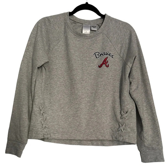 Atlanta Braves sweatshirt, women’s medium - Picture 1 of 5
